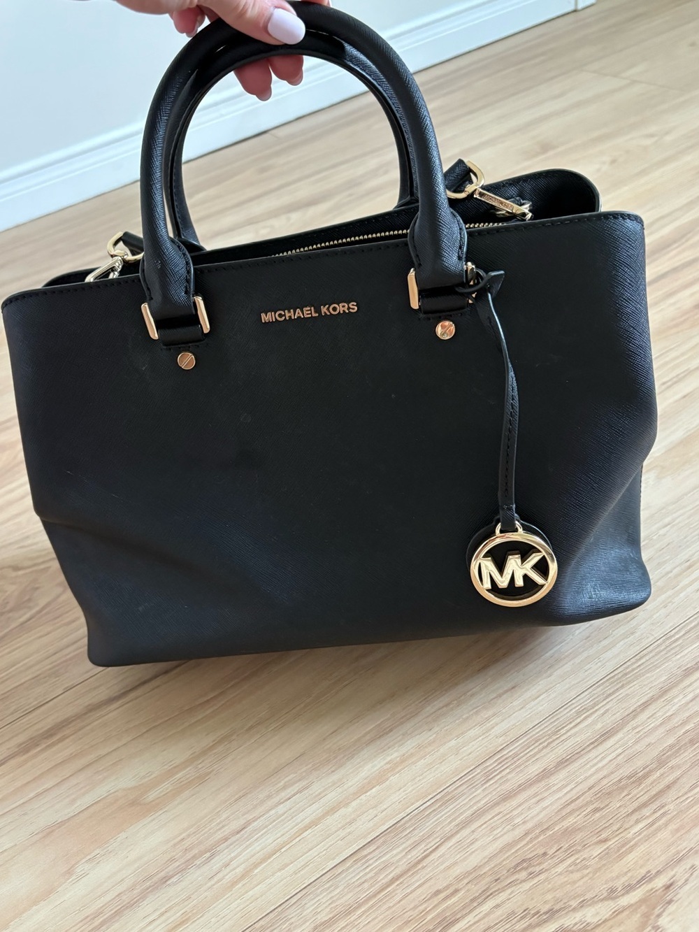 Michael Kors Savanah Large Saffiano Leather Tote Purse